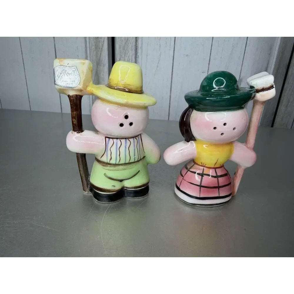 Vintage Lefton Anthropomorphic Farmer & Wife Salt & Pepper Shakers Jewel Eyes